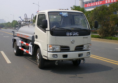 東風(fēng)EQ5050GSS20D3灑水車(chē) 城市環(huán)境維護(hù)的可靠伙伴